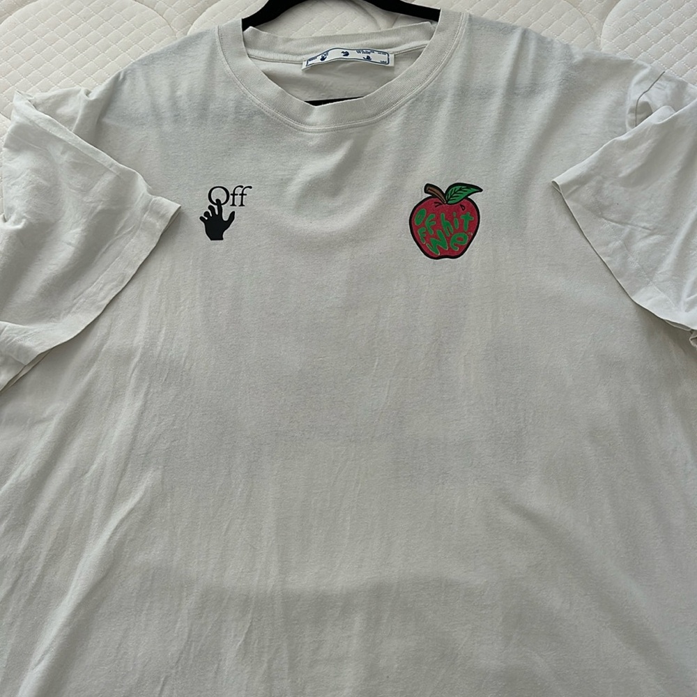 Off white t shirt